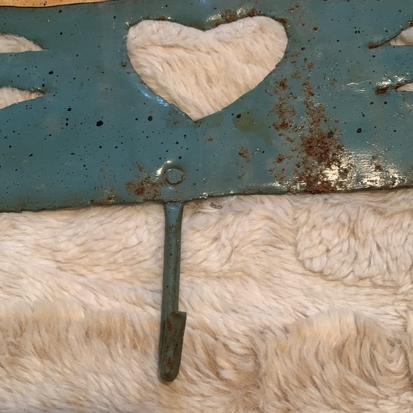 Vintage “Cats” Metal Folk Art Hanger - Picture 4 of 5